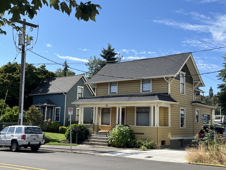 212 14th St, Oregon City, OR for lease - Building Photo - Image 1 of 2