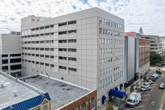 Plus de détails pour 225 E Capitol St, Jackson, MS - Commerce de détail à louer