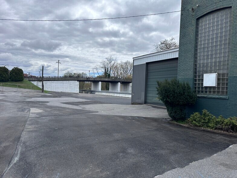 208 Market St, Cumberland, MD à vendre - Photo du bâtiment - Image 3 de 18