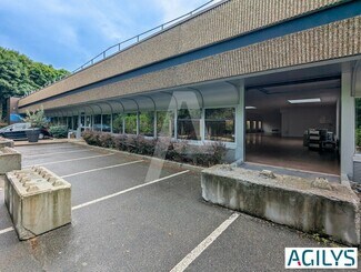 Plus de détails pour 4 Rue Edouard Branly, Trappes - Local d'activités à louer