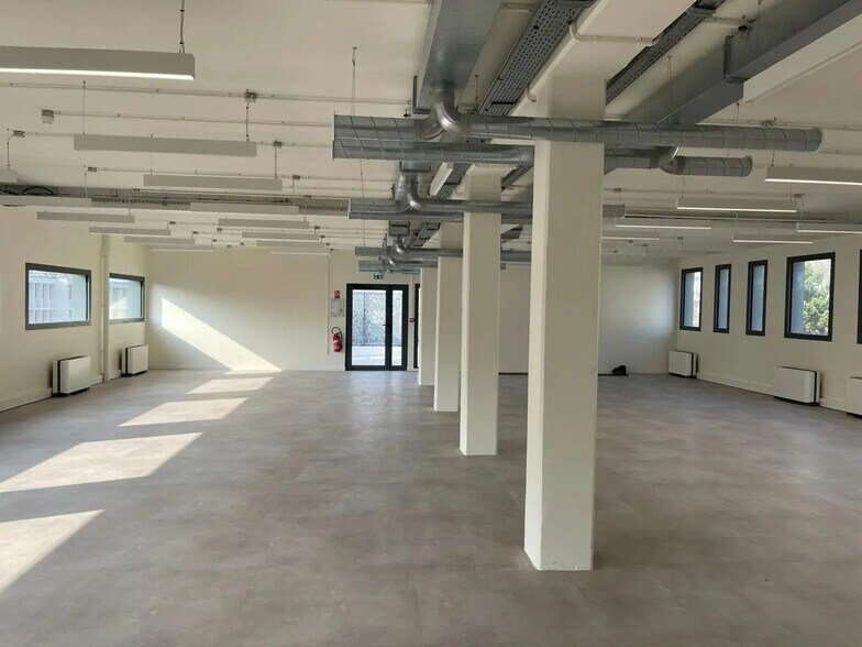 Bureau dans Nogent-sur-Marne à vendre - Photo du bâtiment - Image 3 de 7