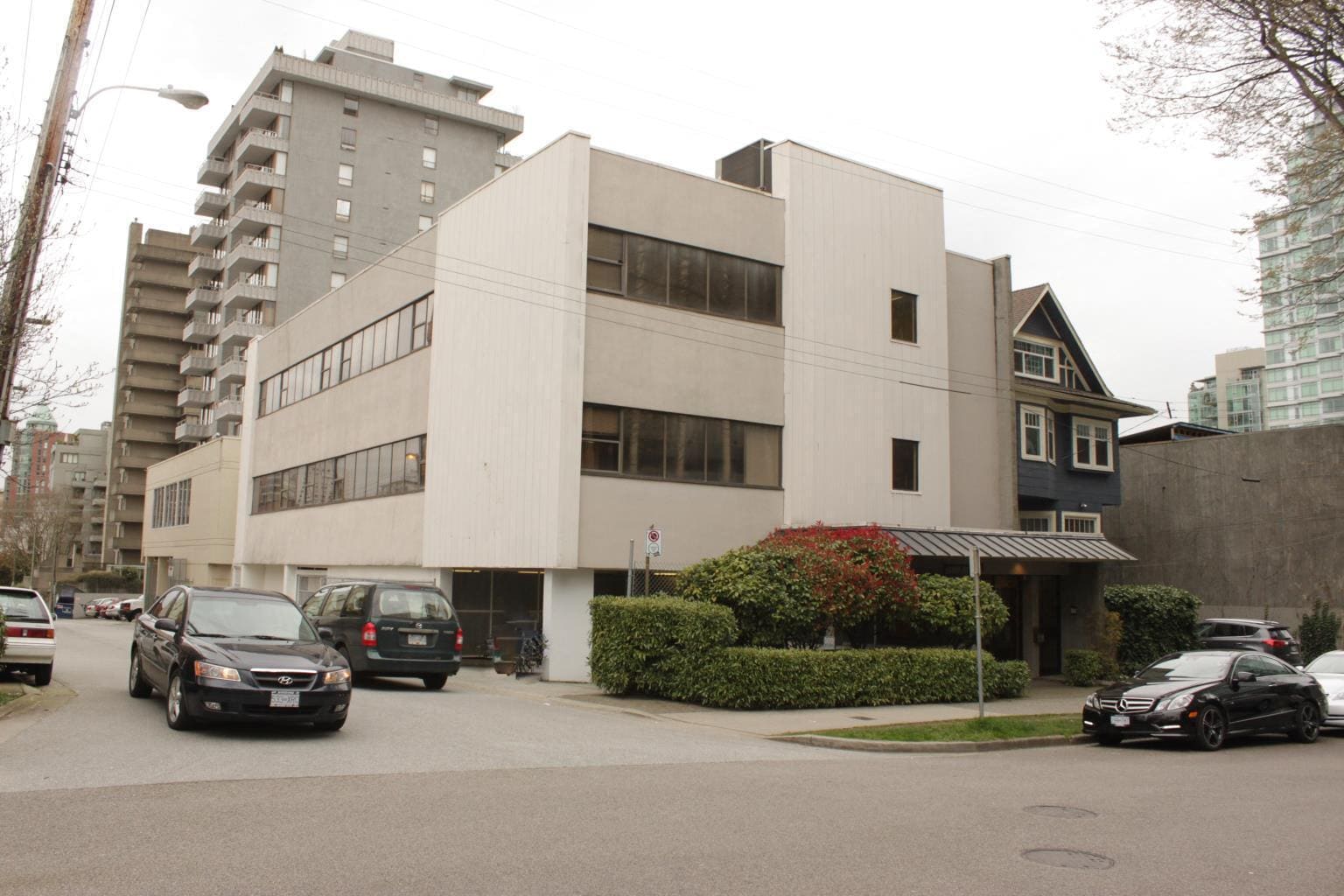 761 Cardero St, Vancouver, BC for lease Building Photo- Image 1 of 2