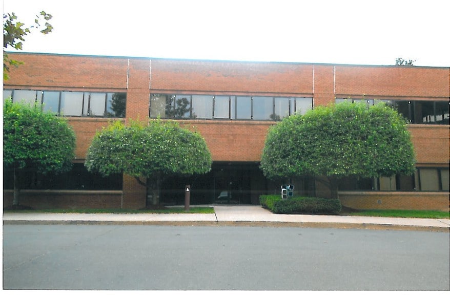 1520 Highland Ave, Cheshire, CT for sale - Building Photo - Image 3 of 8