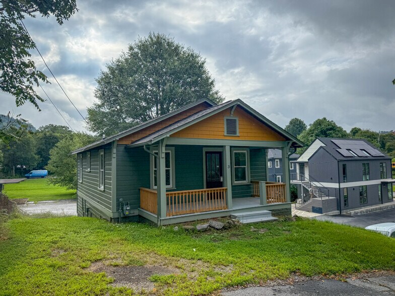 3 Orchard Pl, Asheville, NC à vendre - Photo du bâtiment - Image 2 de 22