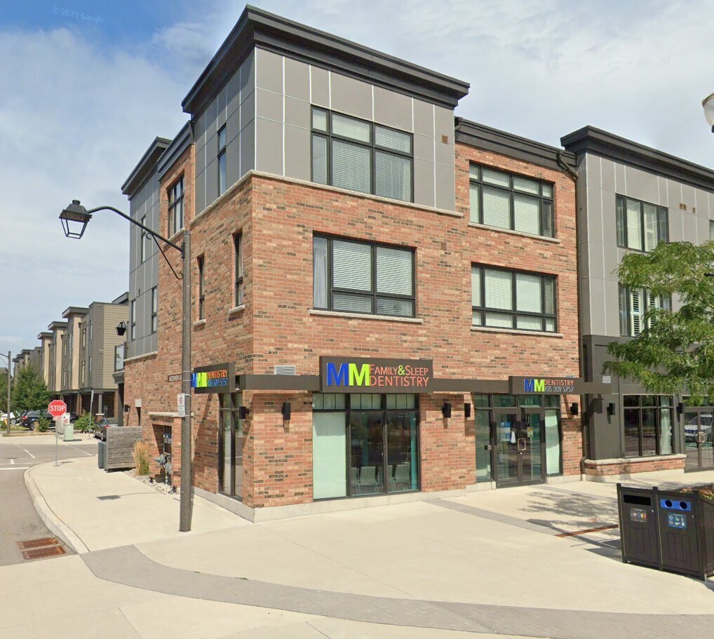 402-414 Winston Rd, Grimsby, ON à vendre Photo principale- Image 1 de 1