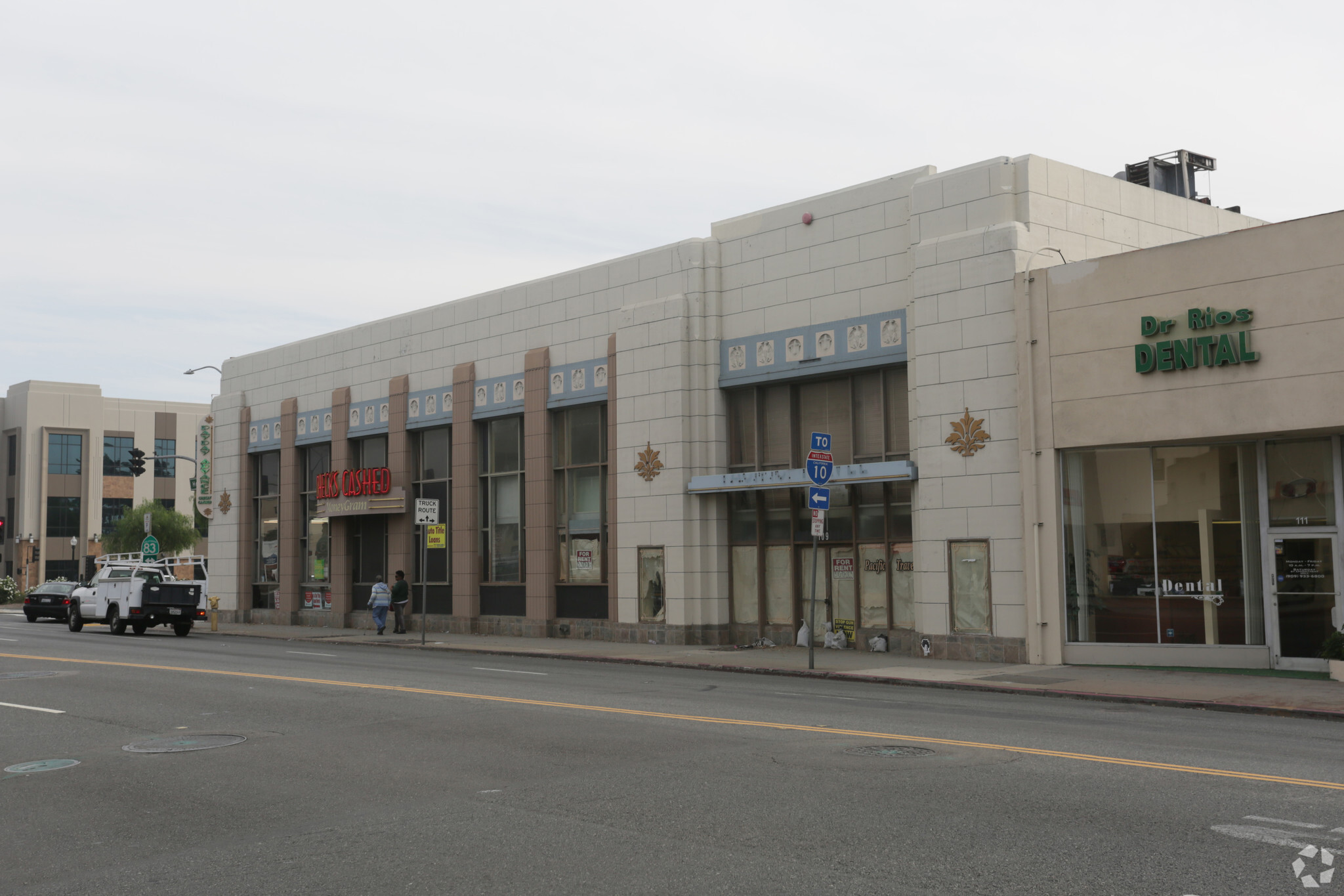 100 S Euclid Ave, Ontario, CA à louer Photo du bâtiment- Image 1 de 29