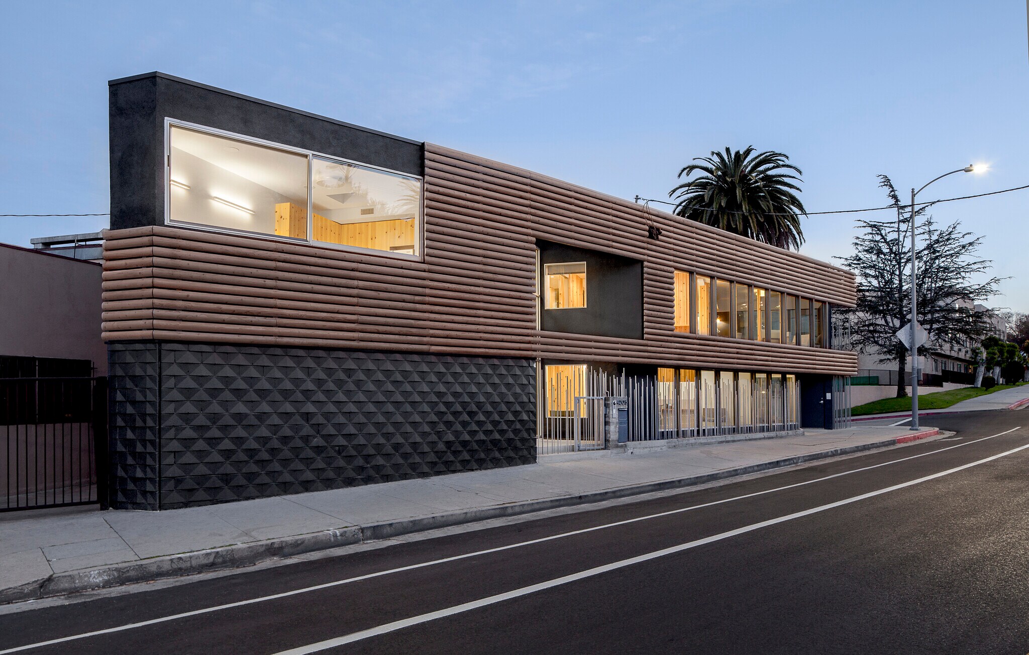 4205 Santa Monica Blvd, Los Angeles, CA for sale Building Photo- Image 1 of 1