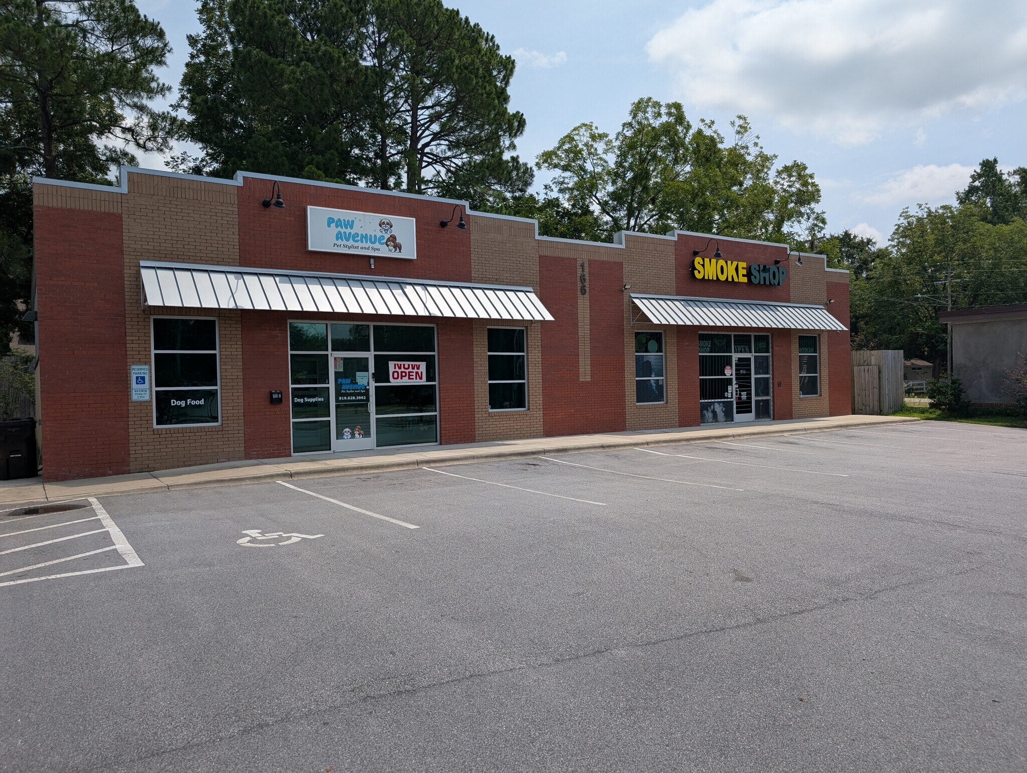 166 N Raleigh St, Angier, NC à vendre Photo du bâtiment- Image 1 de 3