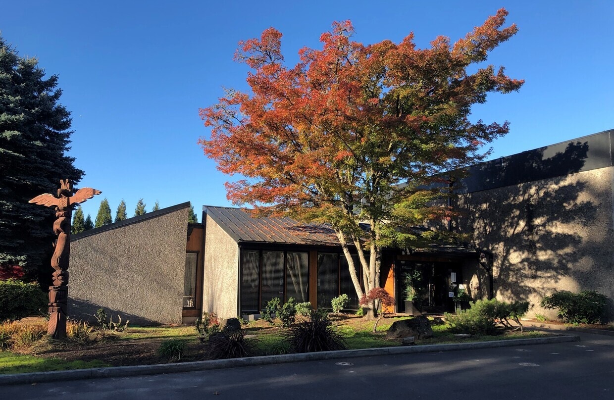 3901 SE Naef Rd, Portland, OR for lease Building Photo- Image 1 of 24