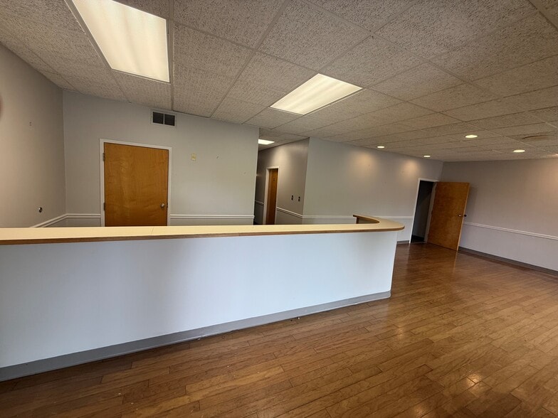 1000 Hawthorne Ave, Athens, GA for lease - Building Photo - Image 2 of 6