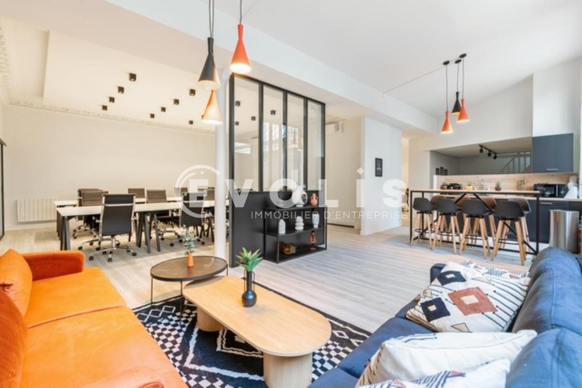 Office in Paris for sale Interior Photo- Image 1 of 14