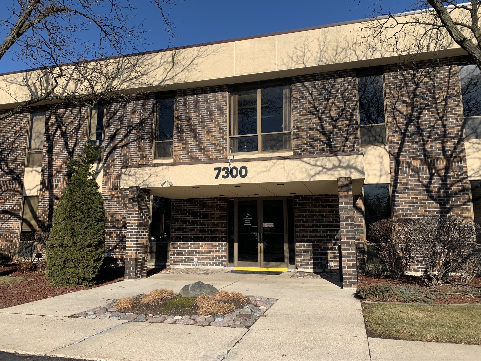 7250 W College Dr, Palos Heights, IL for lease Primary Photo- Image 1 of 7