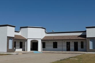 2402 W Expressway 83, Palmview, TX à louer Photo du bâtiment- Image 2 de 3