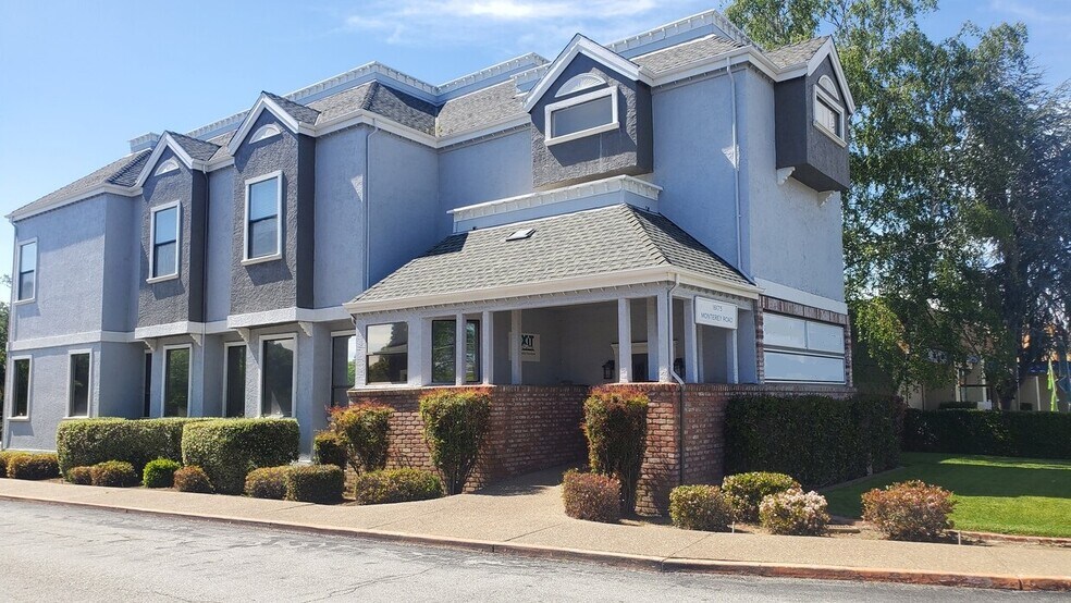 16175 Monterey Rd, Morgan Hill, CA for lease - Building Photo - Image 2 of 5