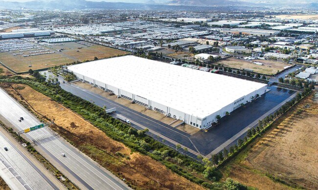 Plus de détails pour 2020 Piper Ranch Rd, San Diego, CA - Industriel à louer