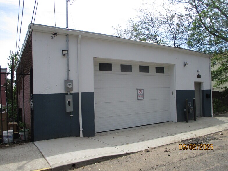 67 Woodside Pl, Newark, NJ à vendre - Photo principale - Image 1 de 8