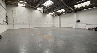 Park Rd, Southampton for lease Interior Photo- Image 1 of 3