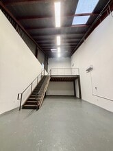 361 Vernon Ave, Venice, CA à louer Photo intérieure- Image 2 de 7