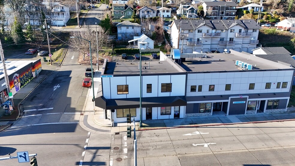 305 N Callow Ave, Bremerton, WA for lease - Building Photo - Image 1 of 2