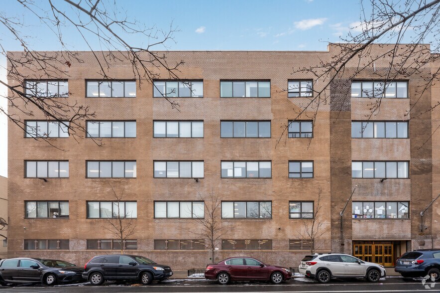 412-424 E 147th St, Bronx, NY à louer - Photo du bâtiment - Image 3 de 5