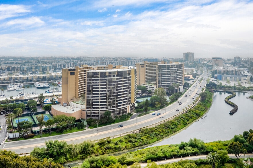Marina City Club, Marina Del Rey, CA à louer - Aérien - Image 2 de 12