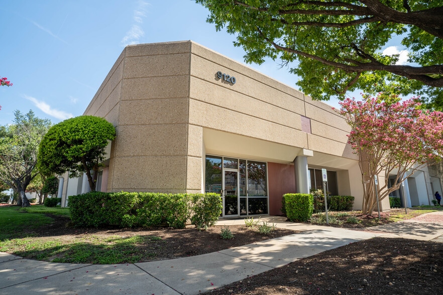 9229 Waterford Centre Blvd, Austin, TX à louer - Photo du bâtiment - Image 1 de 32