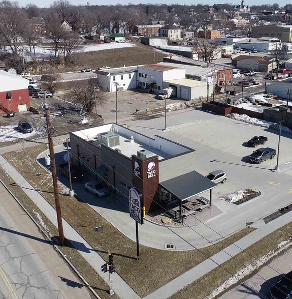 937 Main St, Atchison, KS à vendre - Aérien - Image 2 de 3