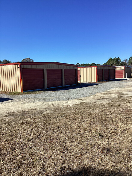 South Georgia Storage Portfolio portfolio of 2 properties for sale on LoopNet.ca - Building Photo - Image 3 of 4