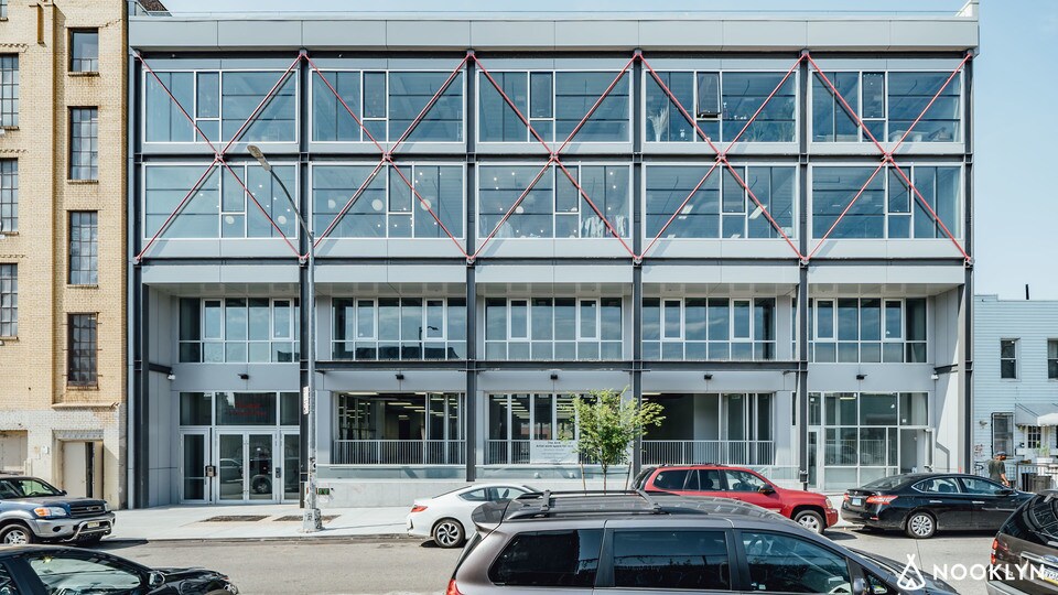 13 Grattan St, Brooklyn, NY à louer - Photo du bâtiment - Image 3 de 7