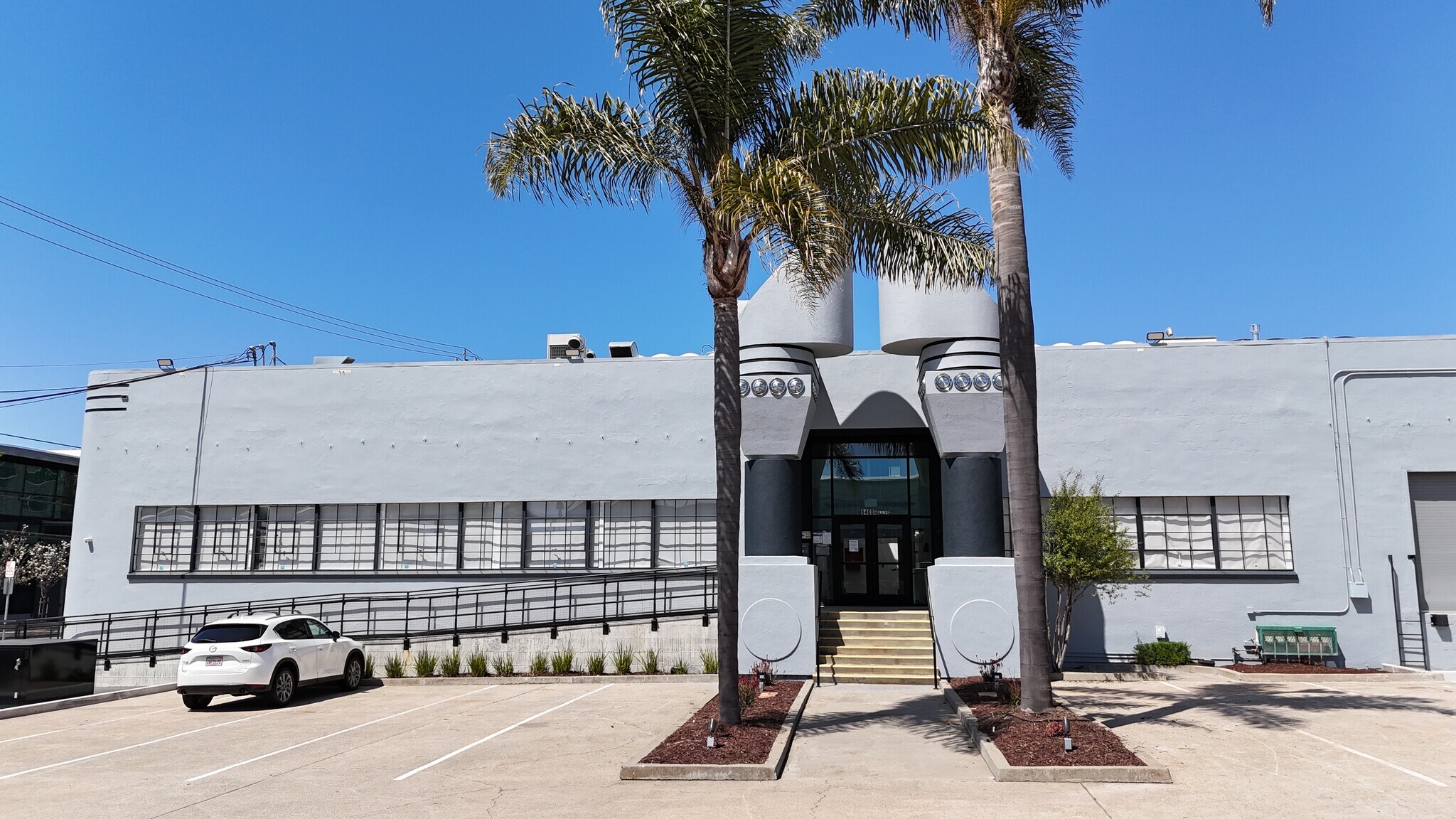 1375 Ocean Ave, Emeryville, CA for lease Primary Photo- Image 1 of 8