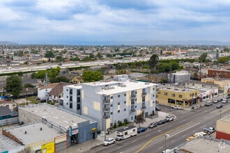 300 W 60th St, Los Angeles, CA - Aerial  map view - Image1