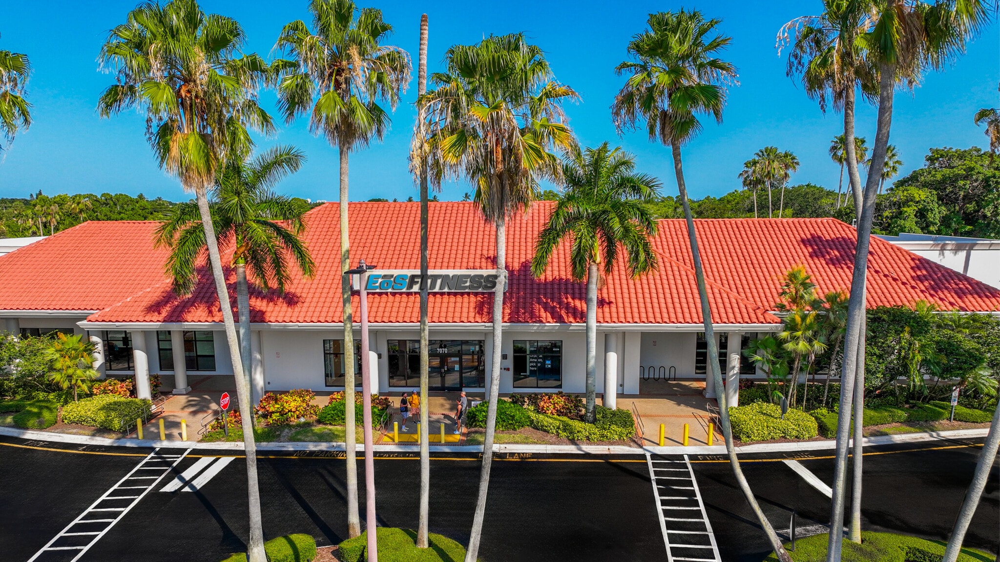 7100 Fairway Dr, Palm Beach Gardens, FL for lease Primary Photo- Image 1 of 8