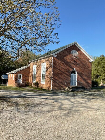 21075 Frog Level Rd, Ruther Glen, VA à vendre - Photo principale - Image 1 de 1