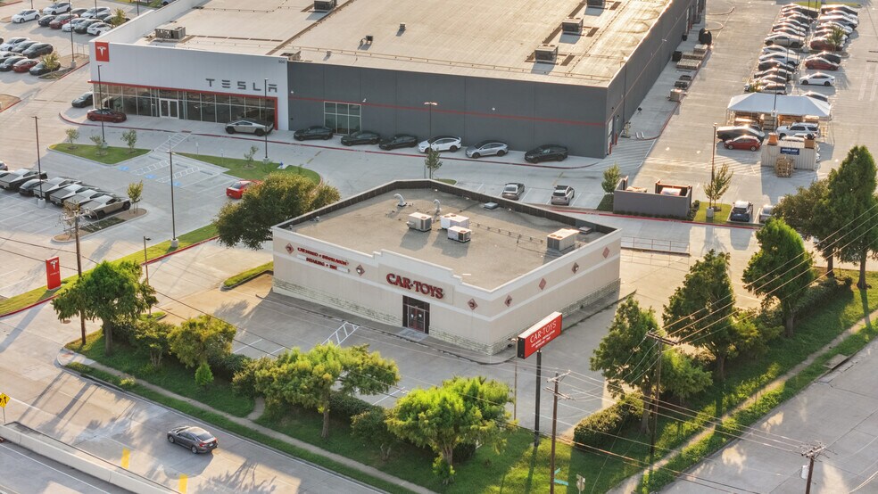 2801 Central Expy, Plano, TX à vendre - Photo du bâtiment - Image 2 de 11