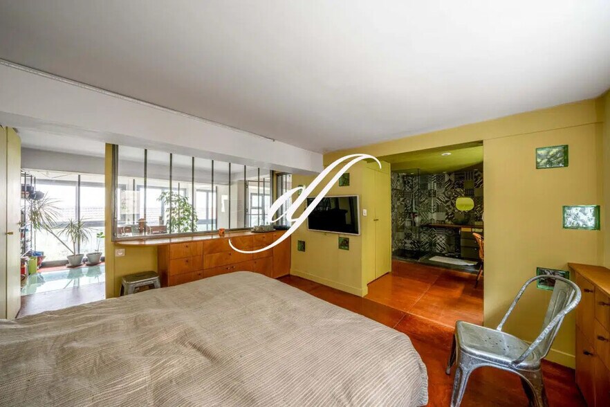 Local d'activités dans Paris à vendre - Photo du bâtiment - Image 3 de 6