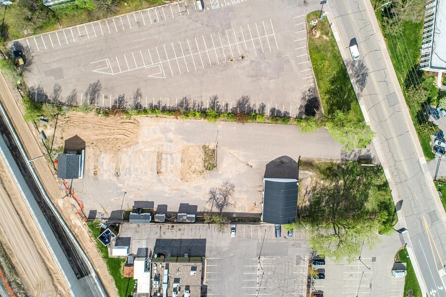 1102 2nd St NE, Hopkins, MN à vendre - Aérien - Image 1 de 3