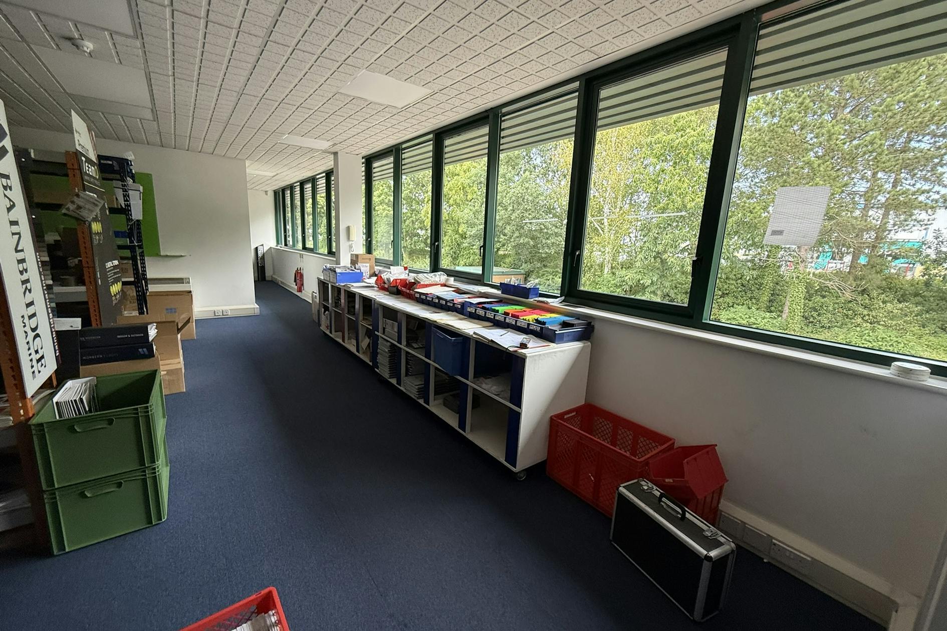Flanders Rd, Southampton for lease Interior Photo- Image 1 of 1