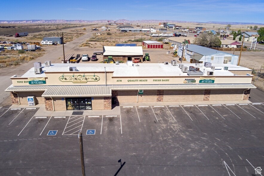 80 S Broadway St, Green River, UT à vendre - Photo du bâtiment - Image 3 de 40