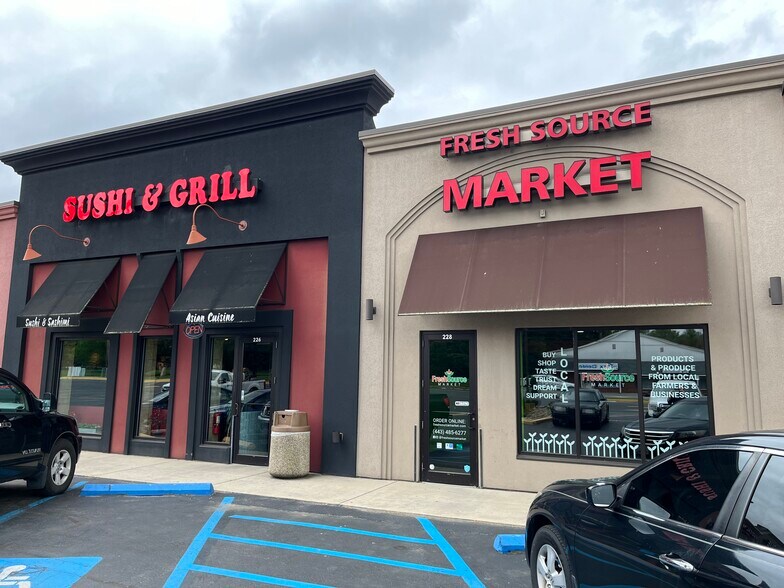 224-236 S Bridge St, Elkton, MD for lease - Building Photo - Image 2 of 15