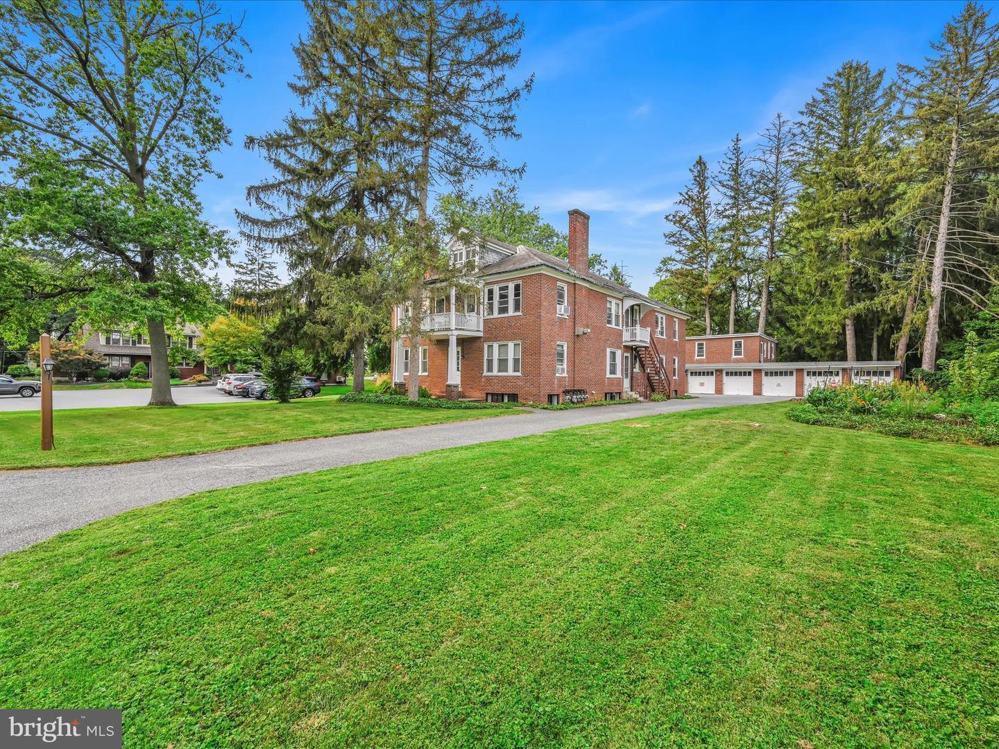 15 E Roseville Rd, Lancaster, PA à vendre Photo principale- Image 1 de 1