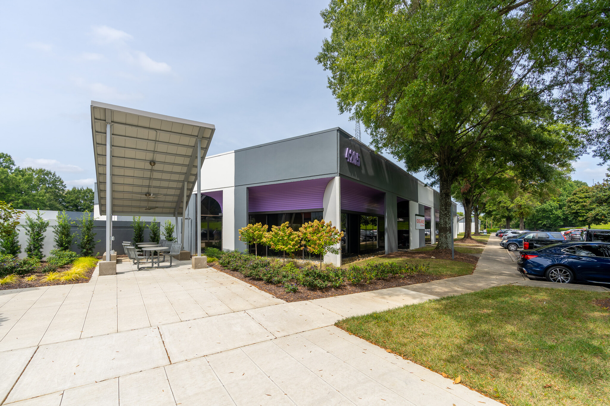 4205 Stuart Andrew Blvd, Charlotte, NC for lease Primary Photo- Image 1 of 18