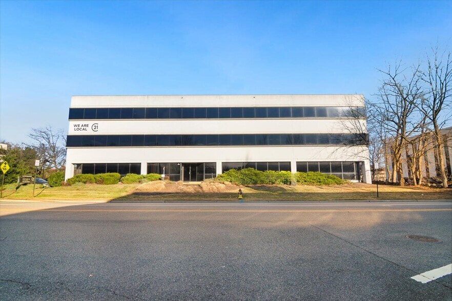 140 Littleton Rd, Parsippany, NJ à louer - Photo du bâtiment - Image 2 de 17
