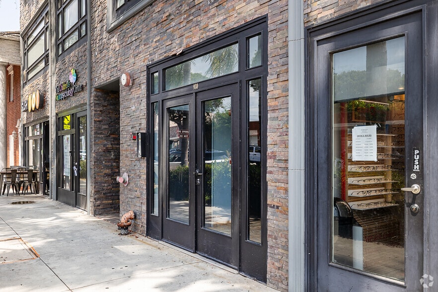 930 S Robertson Blvd, Los Angeles, CA for lease - Building Photo - Image 3 of 33