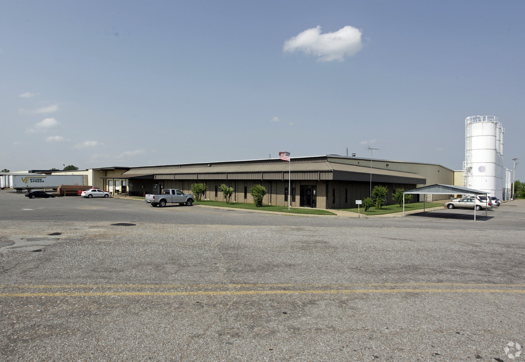 11200 Wildwood Dr, Olive Branch, MS for sale Primary Photo- Image 1 of 27