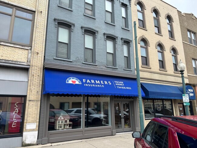 More details for 8 E Front St, Monroe, MI - Retail for Lease