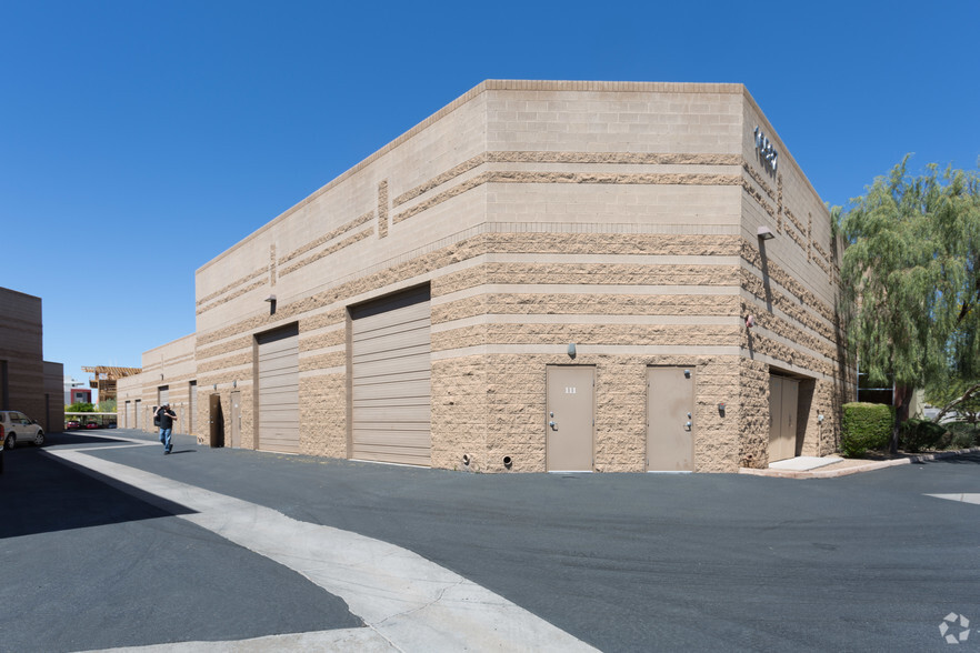 16597 N 92nd St, Scottsdale, AZ for lease - Building Photo - Image 3 of 4