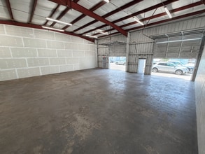 5100 Ulmerton Rd, Clearwater, FL for lease Interior Photo- Image 2 of 4