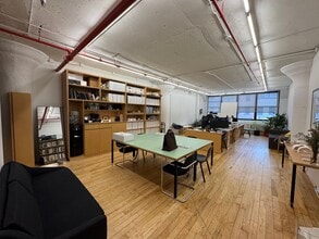 61 Greenpoint Ave, Brooklyn, NY à louer Photo intérieure- Image 1 de 1