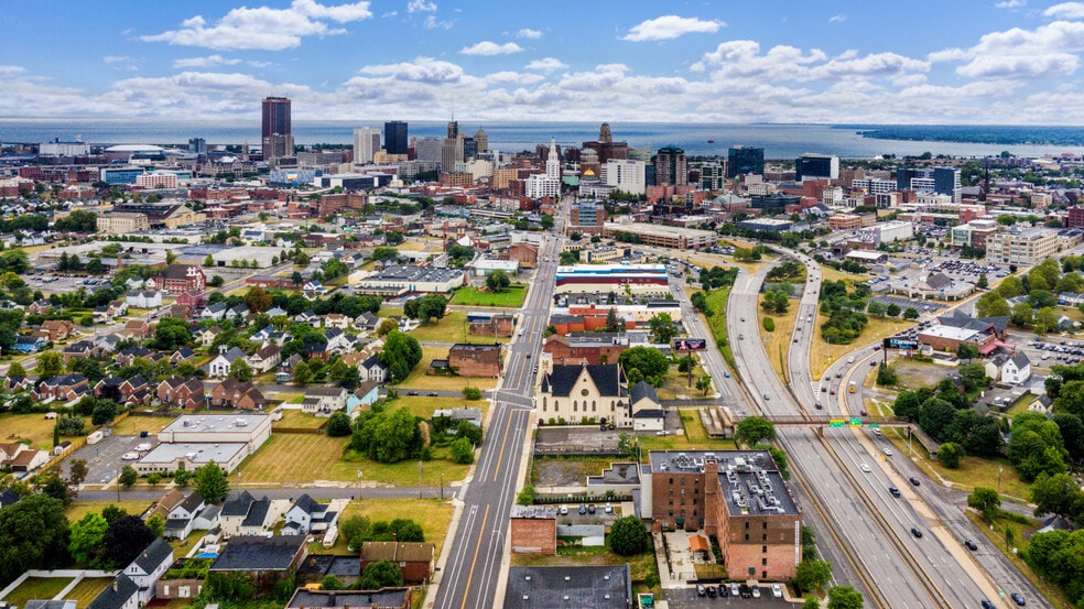 360 Genesee St, Buffalo, NY for sale - Building Photo - Image 2 of 25