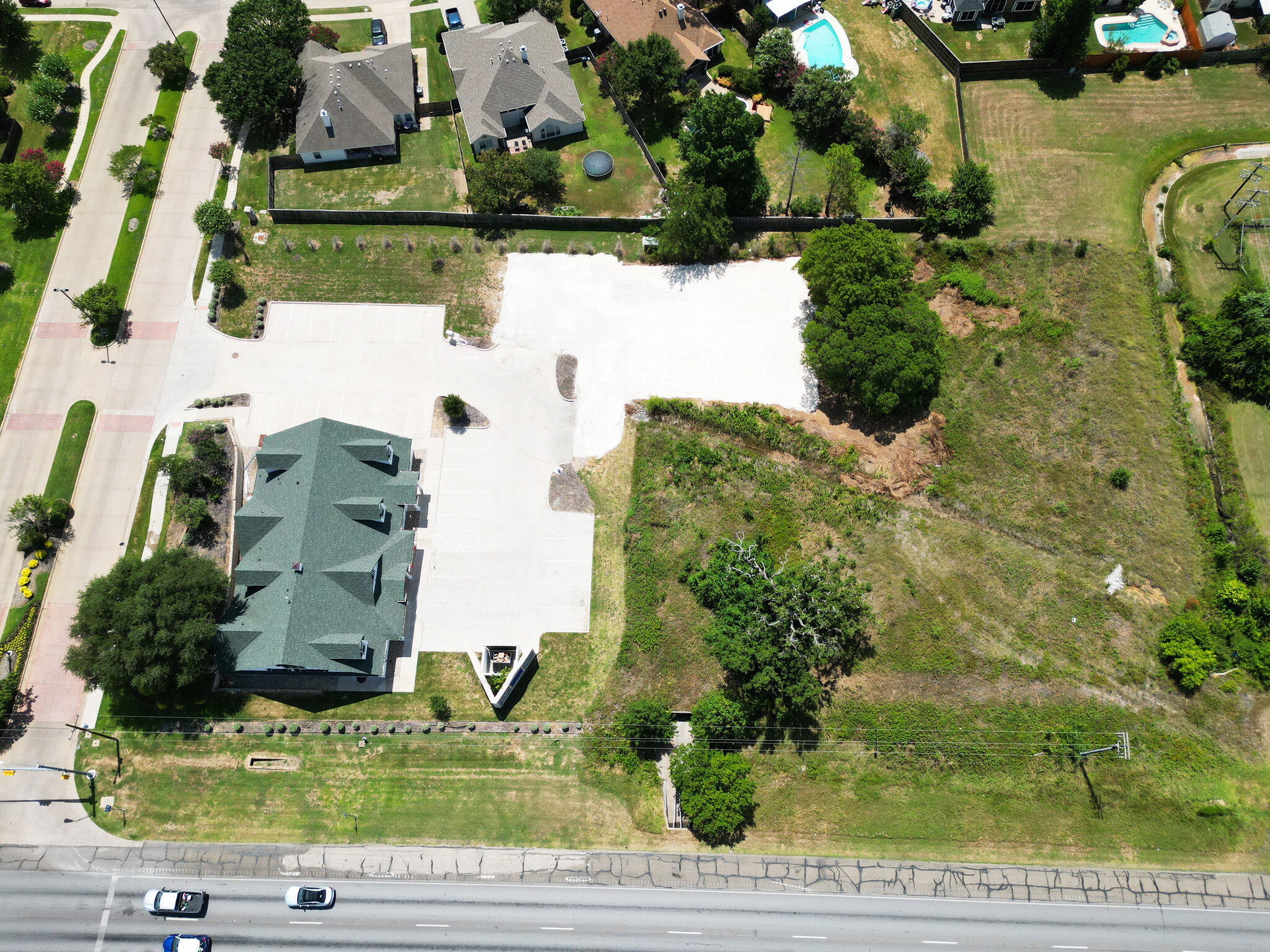 2701 Wilshire, Burleson, TX for sale Primary Photo- Image 1 of 8